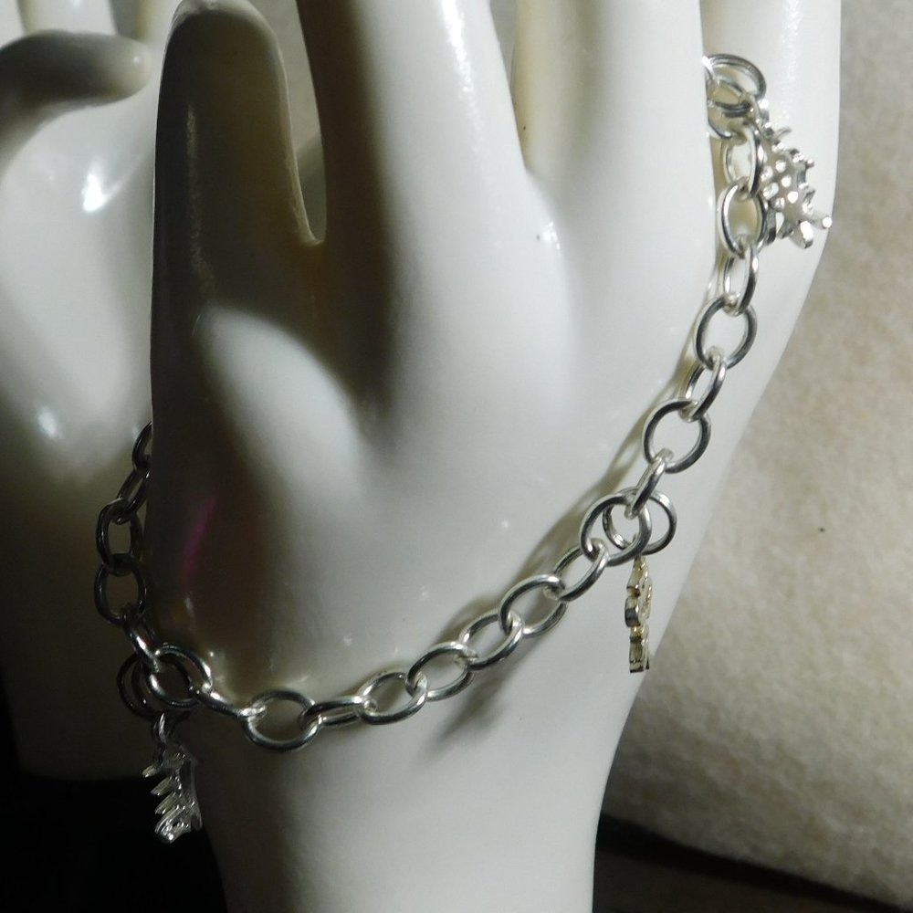 SILVER BRACELET